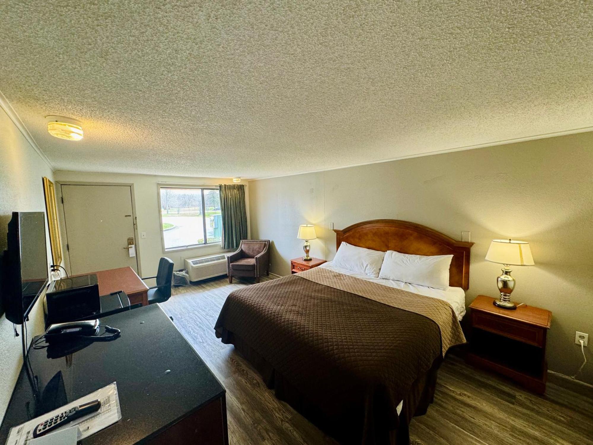 Knights Inn Bridgeport Frankenmuth Bagian luar foto