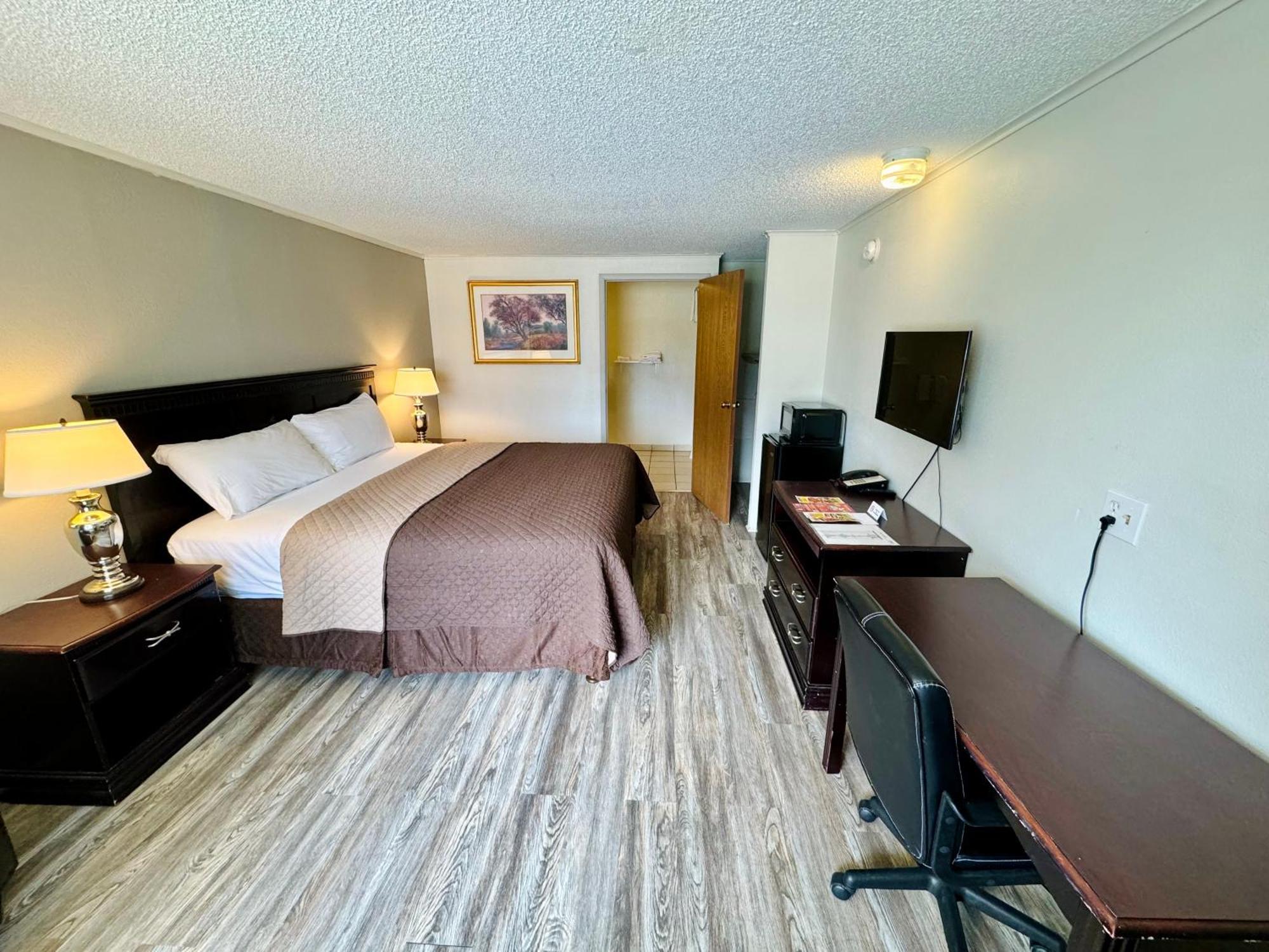 Knights Inn Bridgeport Frankenmuth Bagian luar foto